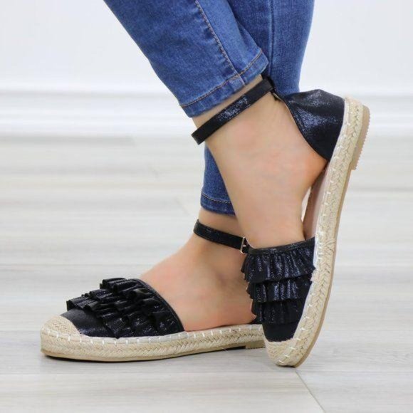 Closed Toe Low Mid Heel Bow Strap Dress Pump - Picture 9 of 11